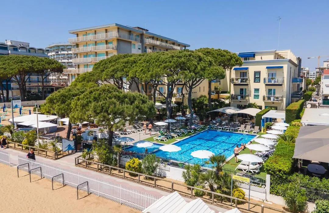 Hotel Excelsior-1