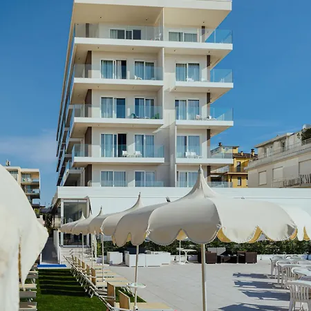 Hotel Galassia Suites & Spa-3