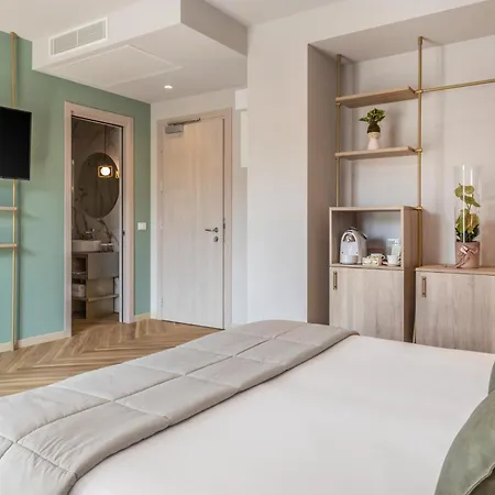 Salus Smart & Chic Hotel-3