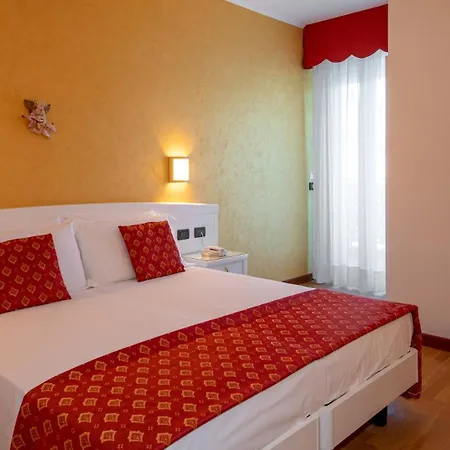 Hotel Helios-2